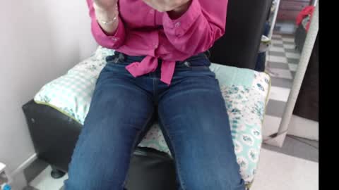 Snapshot of natashasex199 chatting on 01.24.25 NATASHA online show from 01.24.25