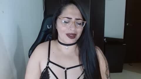 Natasha Smithe  online show from 11.21.25