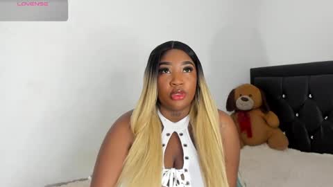 Snapshot of natassha_brown chatting on 01.30.25 Natassha  online show from 01.30.25