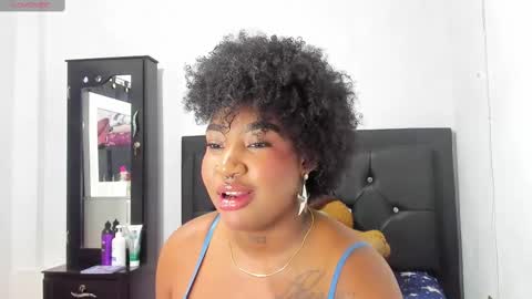 Snapshot of natassha_brown chatting on 10.23.25 Natassha  online show from 10.23.25