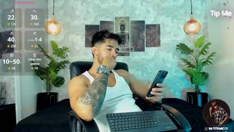 Snapshot of nate_franco chatting on 10.12.25 Nate Franco online show from 10.12.25