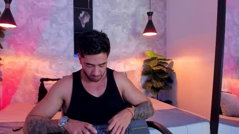 Snapshot of nate_franco chatting on 10.31.25 Nate Franco online show from 10.31.25