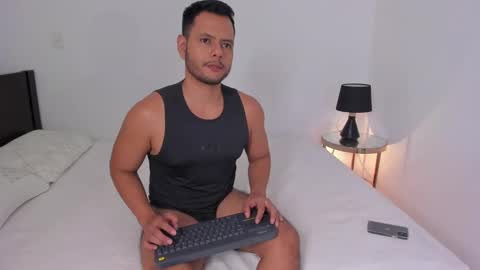 Snapshot of nate_ocean chatting on 12.03.24 Nate Ocean online show from 12.03.24