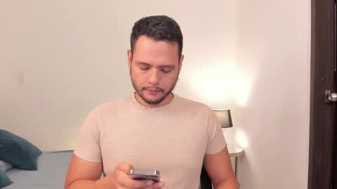 Snapshot of nate_ocean chatting on 12.15.24 Nate Ocean online show from 12.15.24