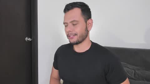 Snapshot of nate_ocean chatting on 02.06.25 Nate Ocean online show from 02.06.25