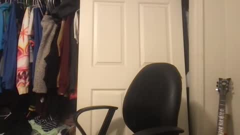 Snapshot of natetheexplorer chatting on 10.07.25 natetheexplorer online show from 10.07.25