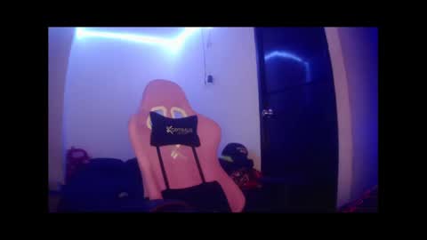 Snapshot of nath_hotboy666 chatting on 10.11.25 nath_hotboy666 online show from 10.11.25