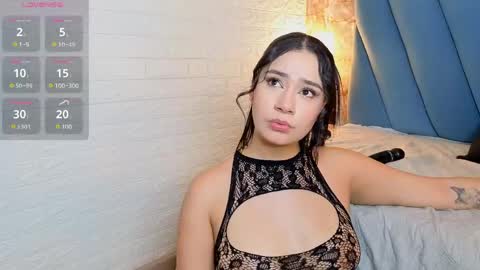 Snapshot of nathalia_kosh_ chatting on 05.21.26 Nathalia koch online show from 05.21.26