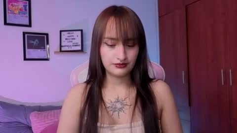 Nathalia Ramirez online show from 04.05.26