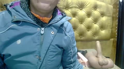 Snapshot of nathaliasmith3x chatting on 02.12.25 Nathalia online show from 02.12.25