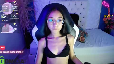 Snapshot of nathaliasweet_1_ chatting on 02.06.25 nathaliasweet_1_ online show from 02.06.25