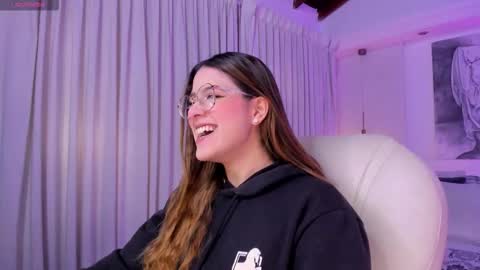 NATHALIE online show from 03.04.26