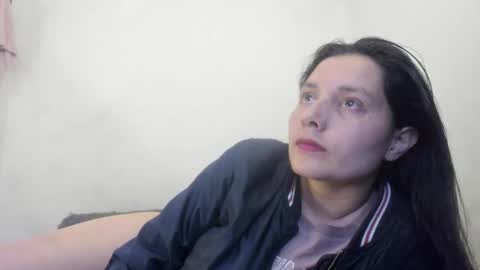 Snapshot of nathaly_love96 chatting on 10.02.25 Nathaly online show from 10.02.25