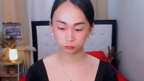 Snapshot of nathalyastone chatting on 12.19.24 SWEET NATHALYA online show from 12.19.24
