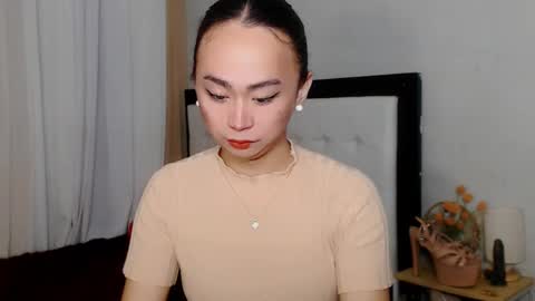 Snapshot of nathalyastone chatting on 02.10.25 SWEET NATHALYA online show from 02.10.25