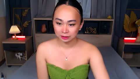 Snapshot of nathalyastone chatting on 09.13.25 SWEET NATHALYA online show from 09.13.25