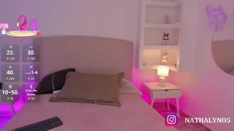 NATHALY  online show from 09.22.25