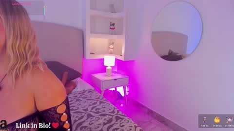 NATHALY  online show from 10.30.25