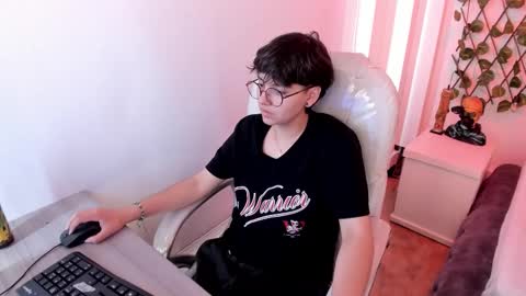 nathalyy_ds online show from 12.13.25