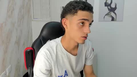 Snapshot of nathan_shimmer chatting on 09.14.25 nathan_shimmer online show from 09.14.25