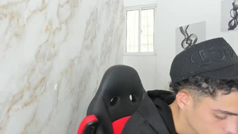 Snapshot of nathan_shimmer chatting on 09.21.25 nathan_shimmer online show from 09.21.25