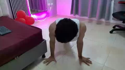 Snapshot of nathan_shimmer chatting on 09.22.25 nathan_shimmer online show from 09.22.25