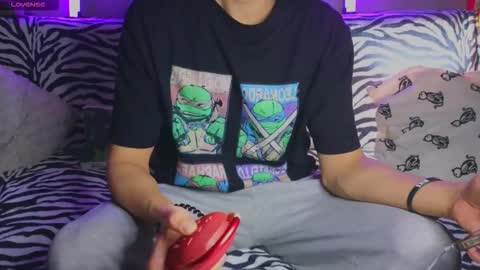 Snapshot of nathanbruce chatting on 09.21.25 N A T H AN online show from 09.21.25