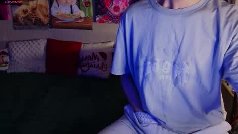 Snapshot of nathanbruce chatting on 10.28.25 N A T H AN online show from 10.28.25