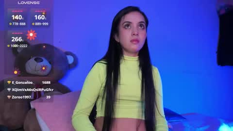 Snapshot of nathy_8 chatting on 01.08.25 Nathalia online show from 01.08.25