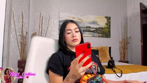 Snapshot of natt_collins chatting on 10.22.25 Natalia online show from 10.22.25