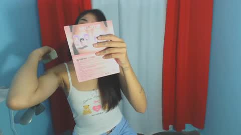 Snapshot of natty121698 chatting on 02.04.25 Natty online show from 02.04.25