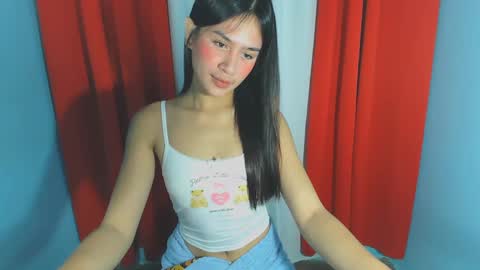 Snapshot of natty121698 chatting on 02.12.25 Natty online show from 02.12.25