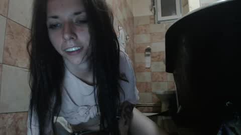 Snapshot of natty_chloe chatting on 07.28.26 Chloe online show from 07.28.26