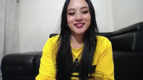 Snapshot of nattyhott chatting on 10.23.25 Natty online show from 10.23.25