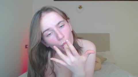 Snapshot of natural_meri_ chatting on 12.02.24 Meri online show from 12.02.24
