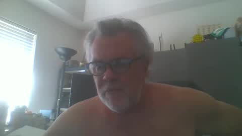 Snapshot of naturalchef69 chatting on 10.21.25 naturalchef69 online show from 10.21.25