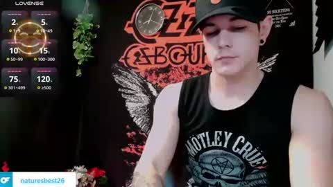 Snapshot of naturesbest951 chatting on 11.16.25 NATURESBEST online show from 11.16.25