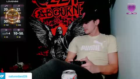 Snapshot of naturesbest951 chatting on 11.21.25 NATURESBEST online show from 11.21.25