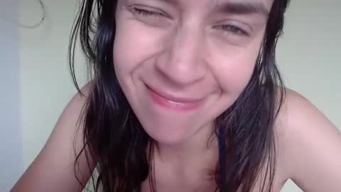 Snapshot of natutalcorps chatting on 09.18.25 natutalcorps online show from 09.18.25