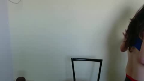 Snapshot of natutalcorps chatting on 09.23.25 natutalcorps online show from 09.23.25