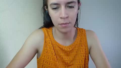 Snapshot of natutalcorps chatting on 10.15.25 natutalcorps online show from 10.15.25