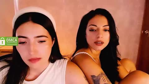 Snapshot of natval_ chatting on 01.09.25 Natalia  Valeria online show from 01.09.25