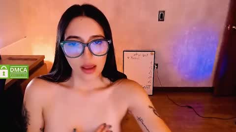 Snapshot of natval_ chatting on 02.11.25 Natalia  Valeria online show from 02.11.25