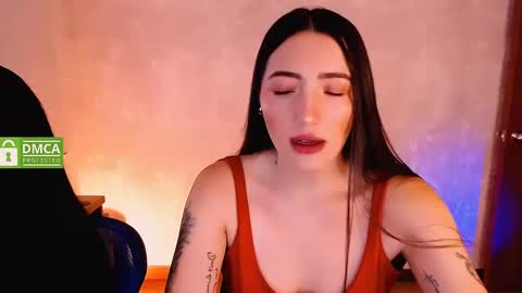 Snapshot of natval_ chatting on 02.14.25 Natalia  Valeria online show from 02.14.25