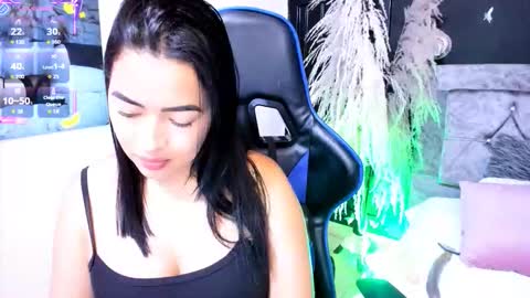 Snapshot of naty_07 chatting on 12.02.25 Natalia online show from 12.02.25