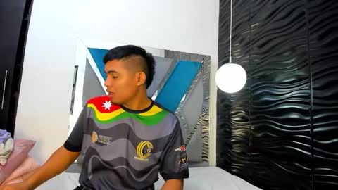 Naty-Maxx online show from 01.14.26