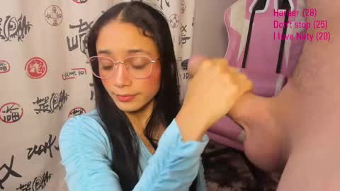 Snapshot of naty_johan chatting on 02.27.25 Nata online show from 02.27.25