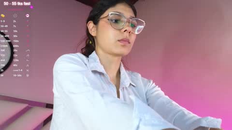 Naty Saenz online show from 02.24.25