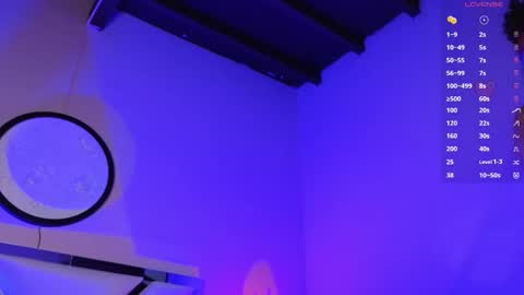 Naty Saenz online show from 09.24.25