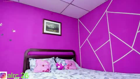 Snapshot of natybigass chatting on 10.27.25 Natybigass online show from 10.27.25